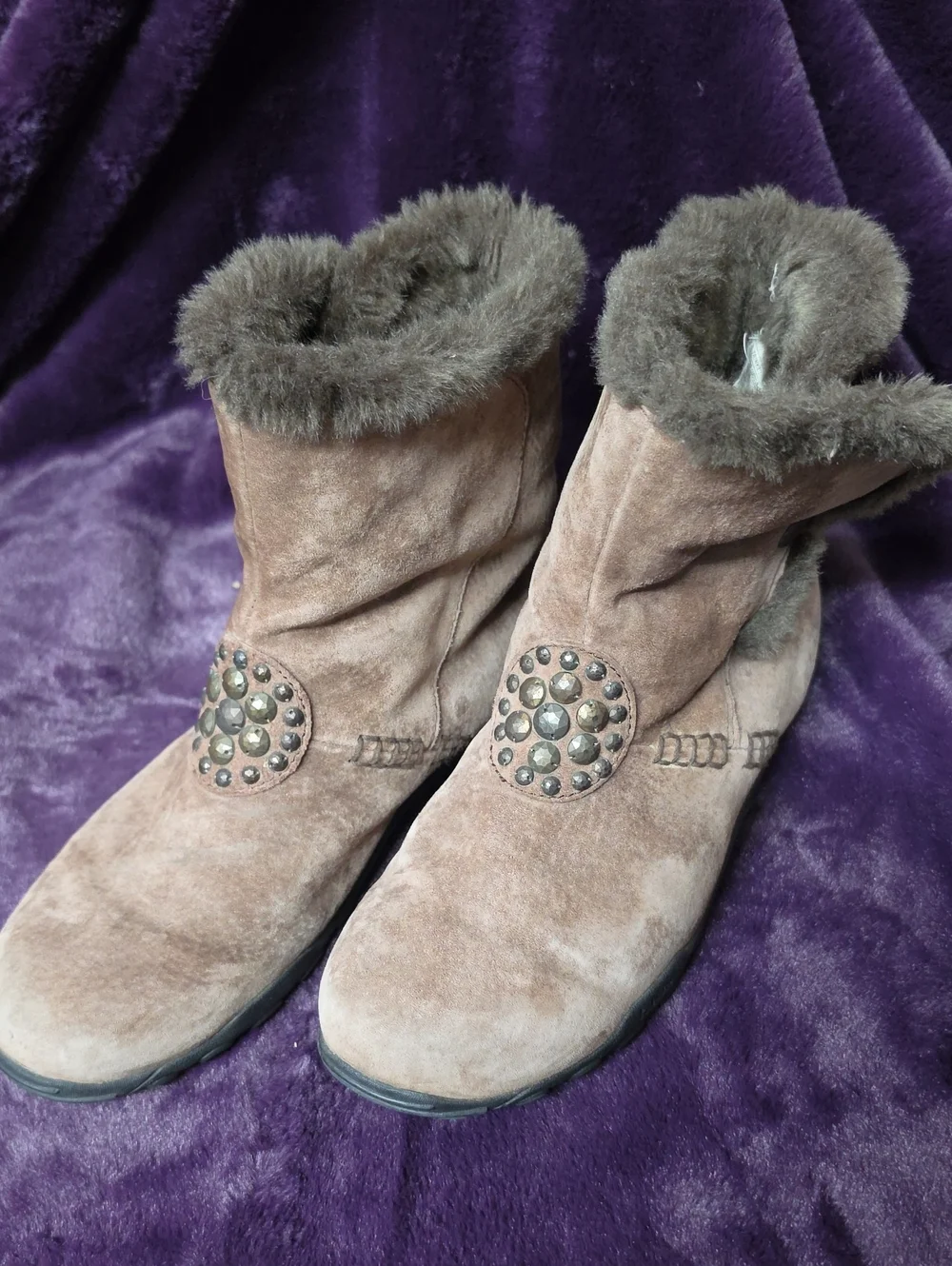 Women’s Brown Suede Fur-Trim Winter Boots